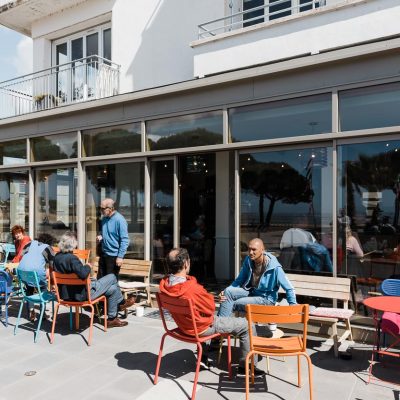 Vitrine/Devanture/Magasin/BAR/RESTAURANT